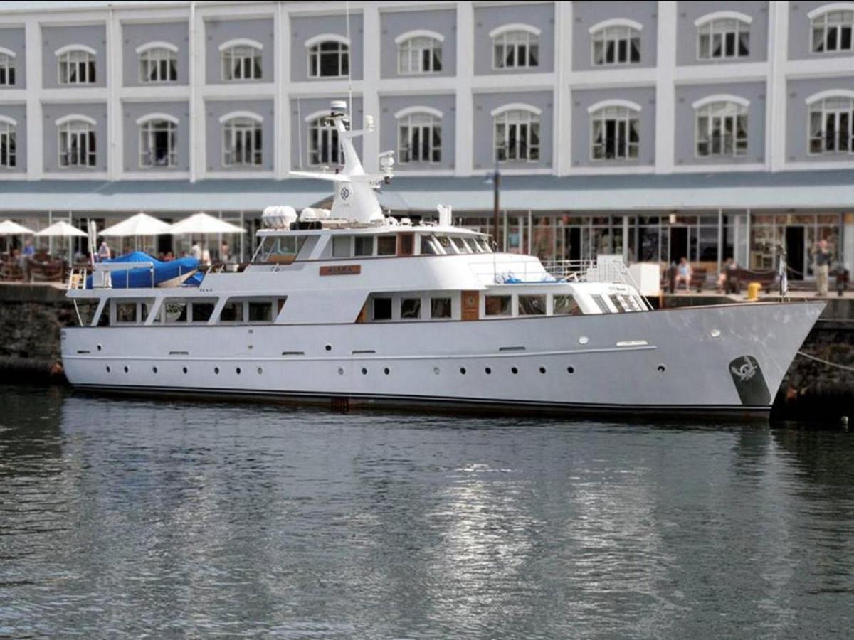 Motor Yacht Kiara Bed & Breakfast Cape Town Exterior foto