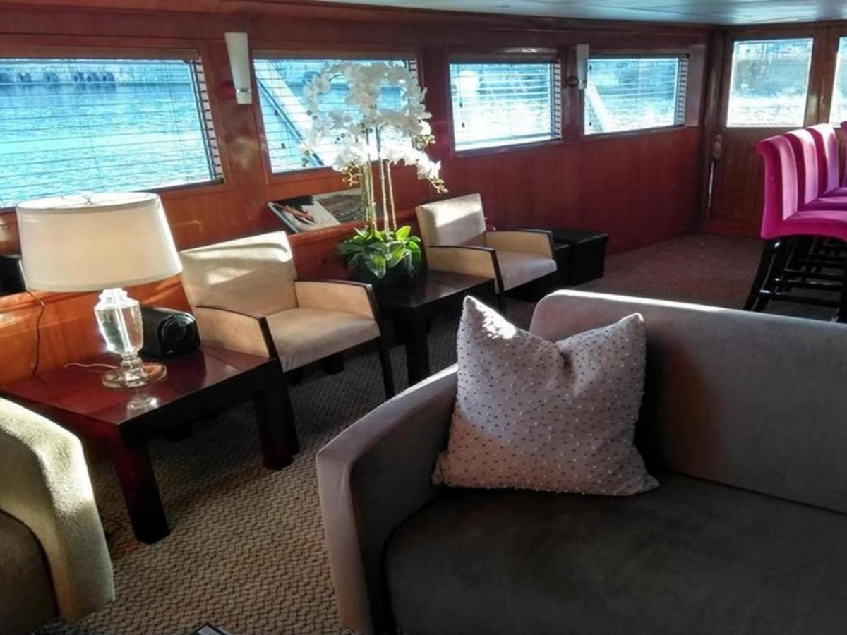 Motor Yacht Kiara Bed & Breakfast Cape Town Exterior foto